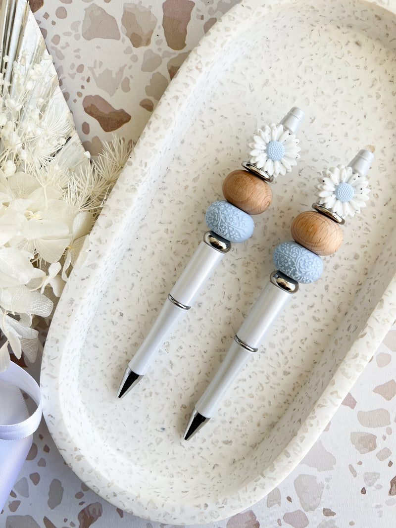 Speckled Blue Daisy Beaded Pen